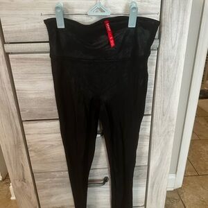 SPANX Black Shaping Leggings Size small petite